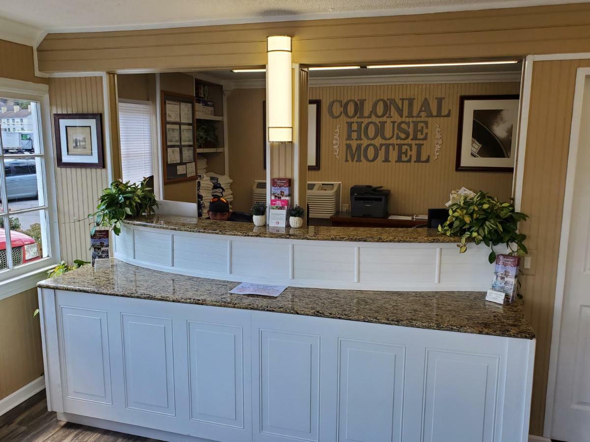 Colonial House Motel พิเจนฟอร์จ ภายนอก รูปภาพ